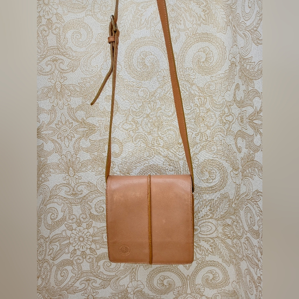 Vintage Perry Ellis Portfolio Tan Italian Leather Crossbody Bag